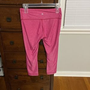 Size 6 Pink Lululemon Capri leggings